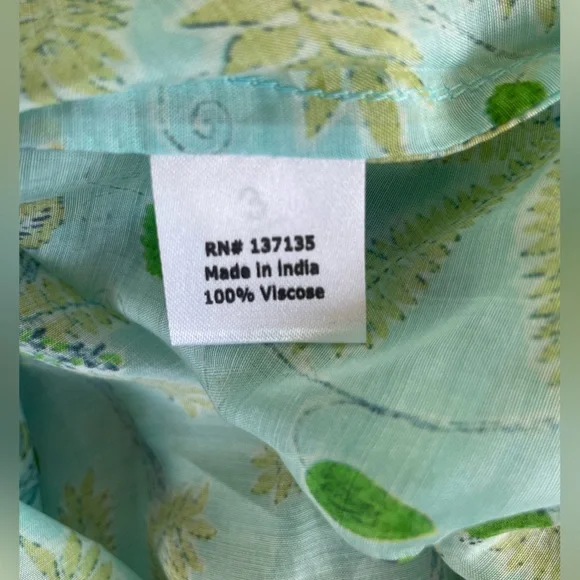 Bella Tu Elegant Floral Long Sleeve Dress in Blue and Green - Picture 10 of 10